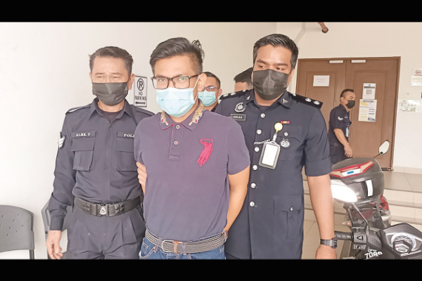 15 years’ jail, 9 lashes for cheating six contractors