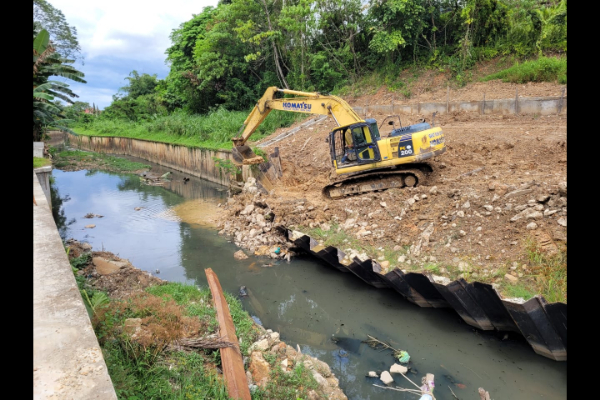 JPS tangani kerosakan dua parit di Penampang 