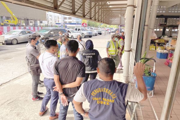 Eateries must maintain grease-traps or risk fine