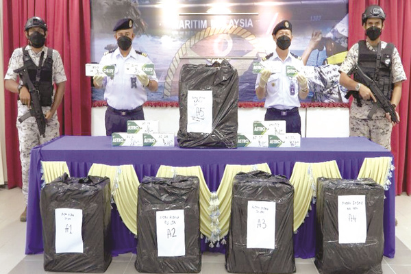 Bid to smuggle in fags to Sandakan foiled by Malaysian Maritime Enforcement Agency.