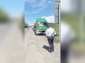 Parking by roadside: Lorry drivers issued summonses