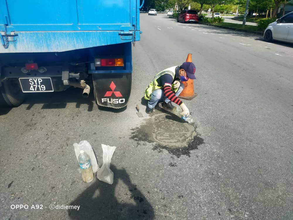 City Hall acts to patch damaged Sembulan road
