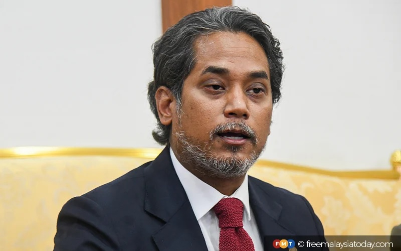 Saya takkan tunduk, patah semangat, Khairy beritahu selepas dipecat Umno