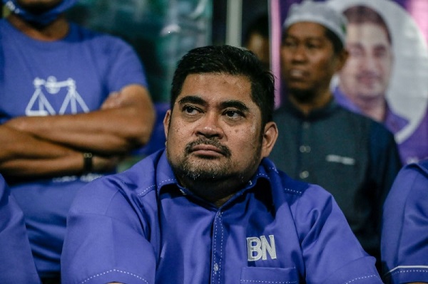 'Umno’s suspension of Shahelmy a shot across political rivals’ bow'