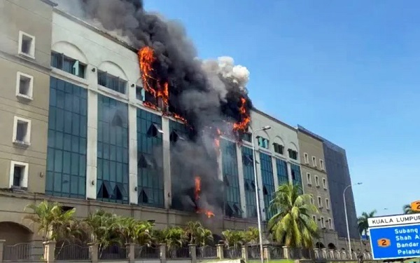 Old EPF building catches fire again