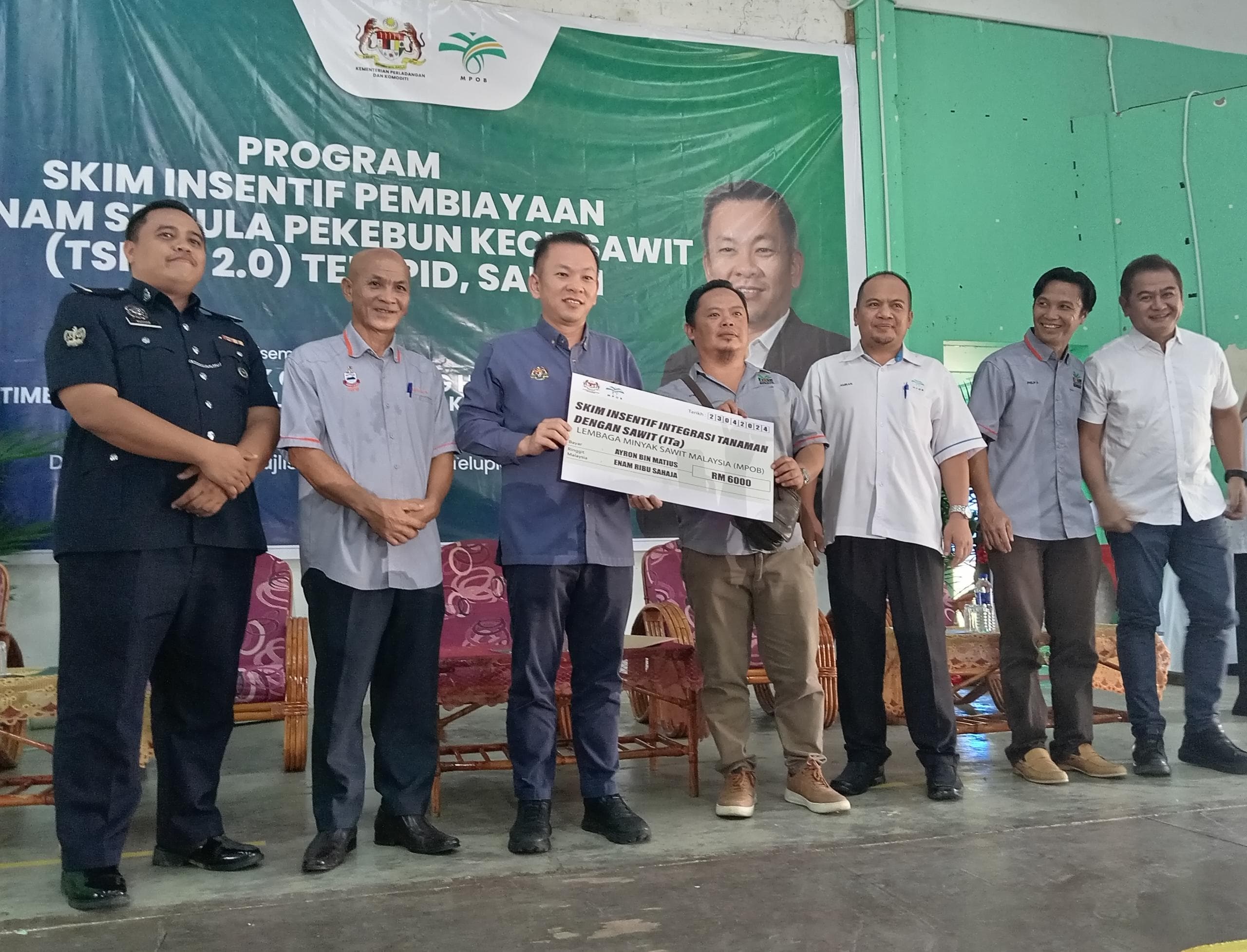 RM100 million for oil palm replanting