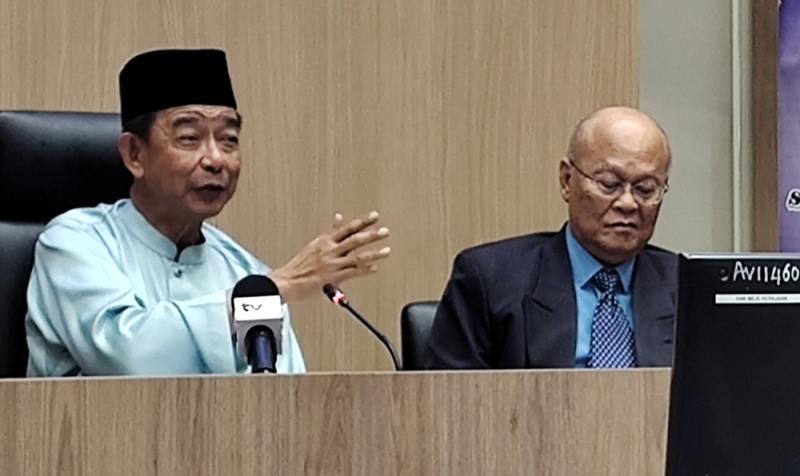 Sarawak to ban Akmal only if he visits to incite, says minister