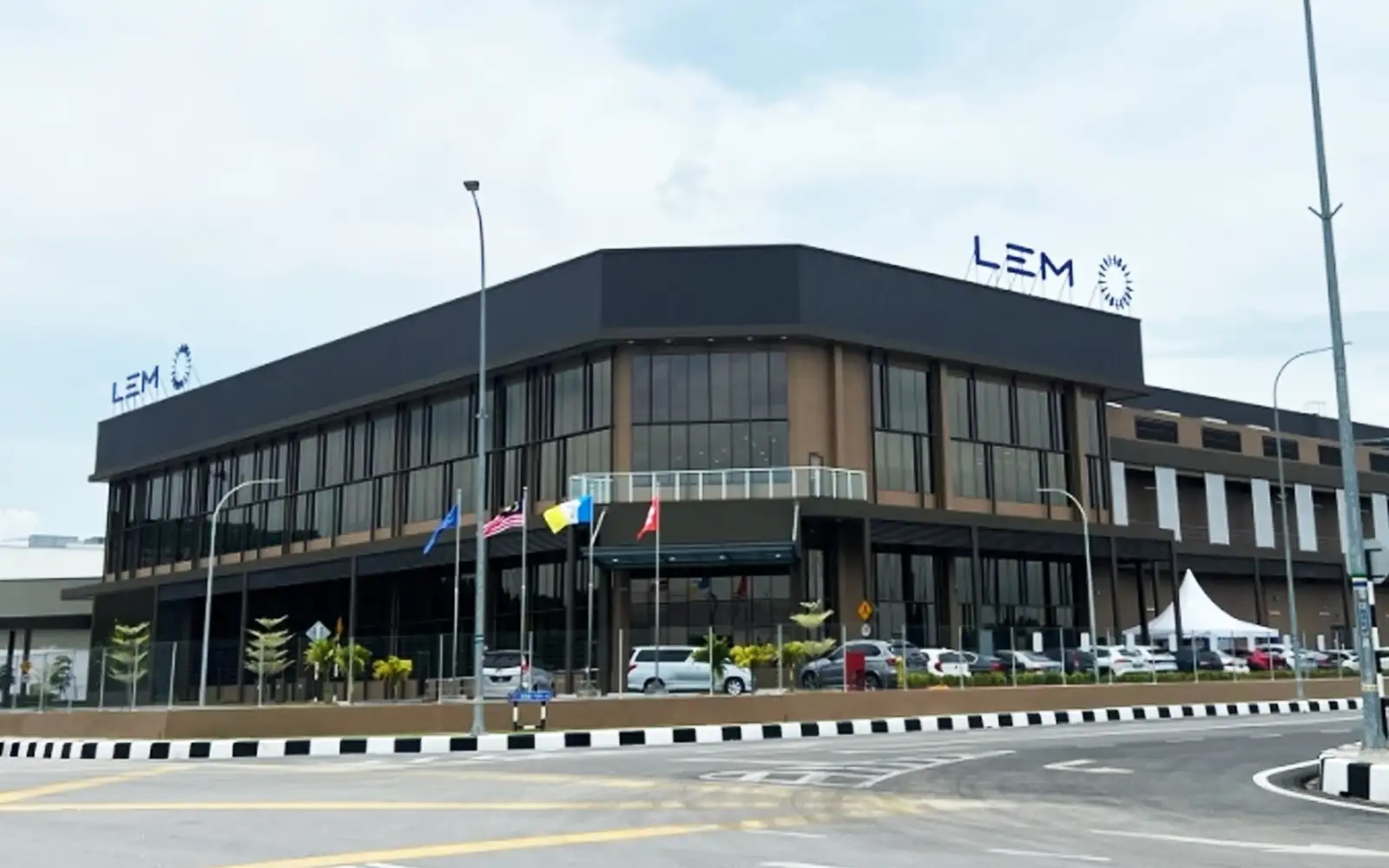 瑞士公司 LEM 在槟城开设耗资 7,800 万令吉的工厂 | 马来西亚每日快报
