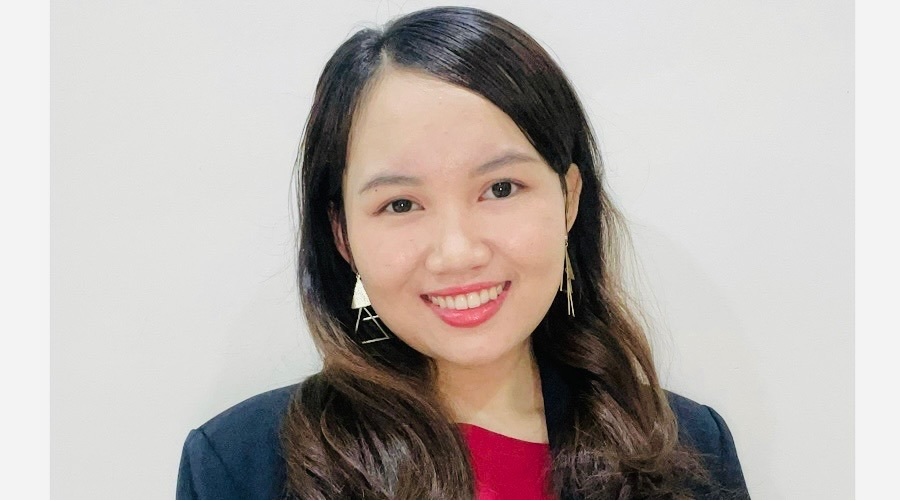 Keningau teacher wins Cambridge award for improving English