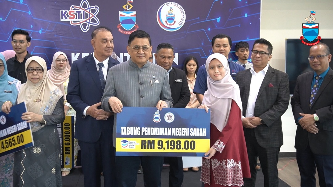 Adding Sabah Day in school syllabus