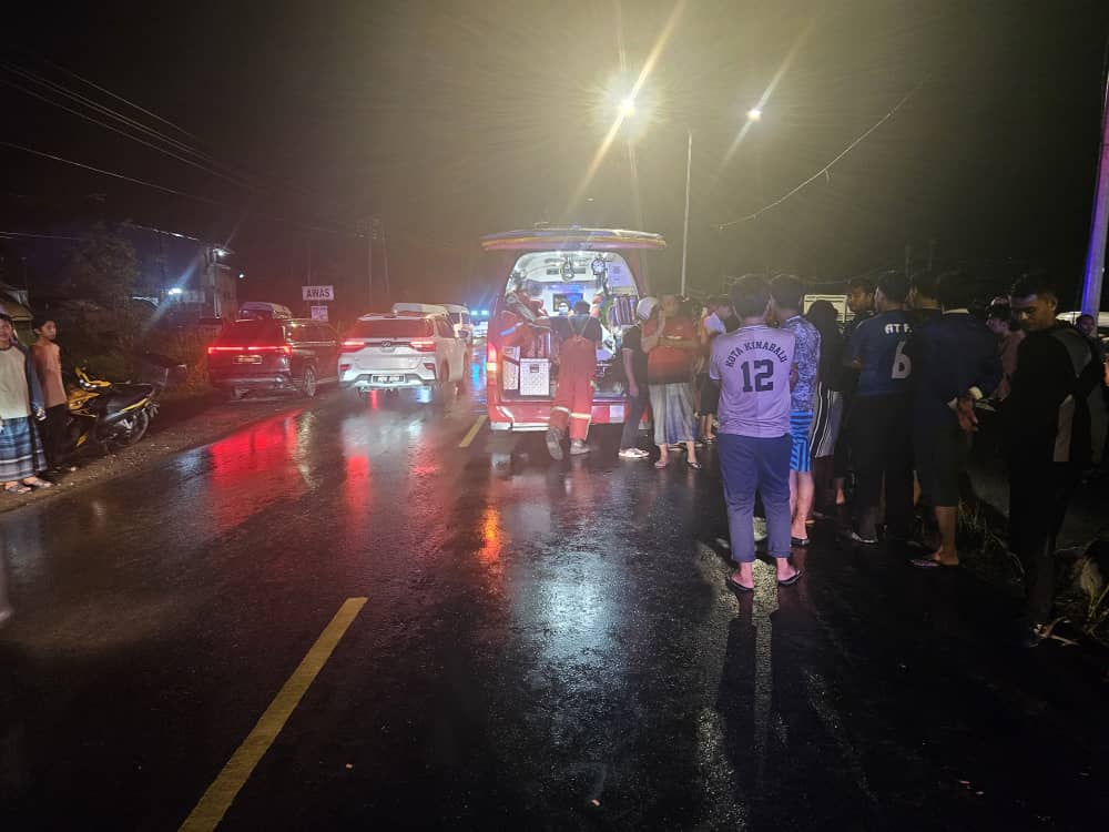 Teenager killed crossing road in Kampung Tebobon
