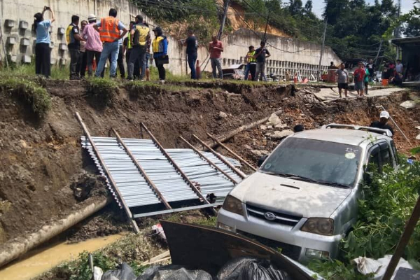 Folks on Penampang-Tambunan road nervous: Hope to be relocated after two landslides