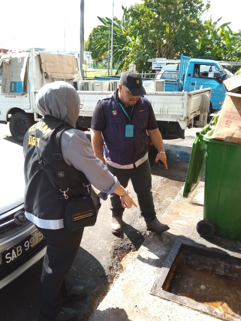 Greasy drains could cost Kota Kinabalu eateries up to RM500