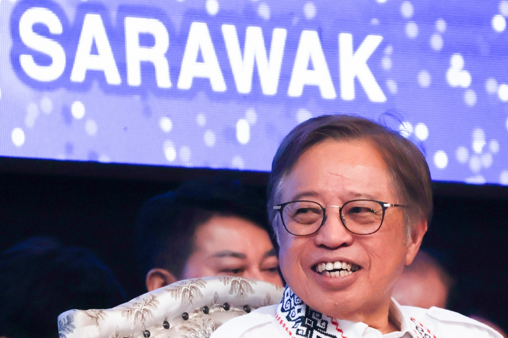 Petros begins first oil production in Sarawak