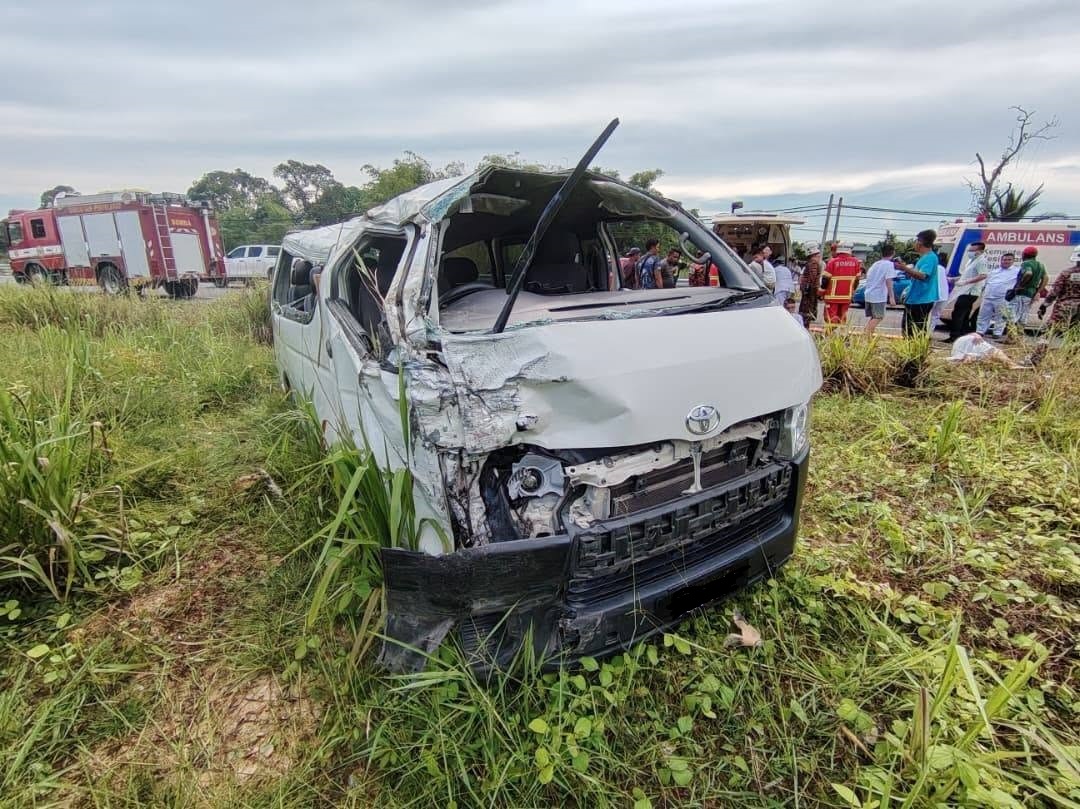 The tourist van after the crash.