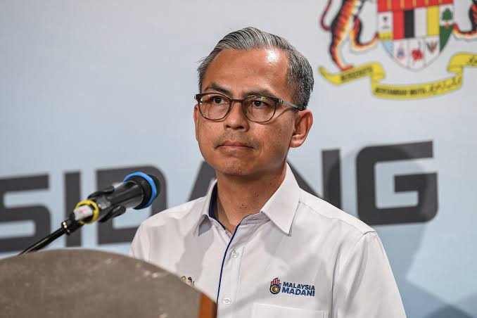 Report if banks still charge RM1 ATM fee