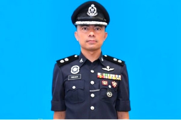Wan Mohd Firdaus.