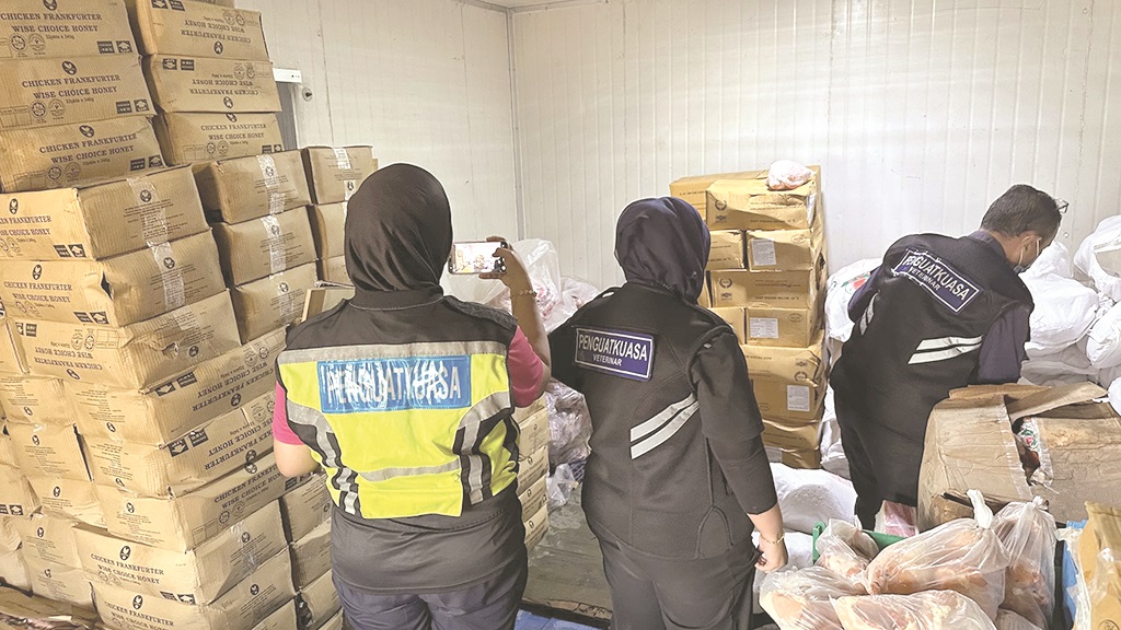 Produk sejuk beku dan aset RM24 juta dirampas, 21 ditahan