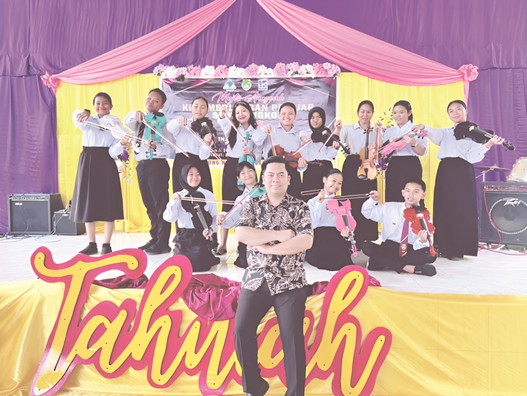 Former arts school coach aims to nurture rural talent in Pitas