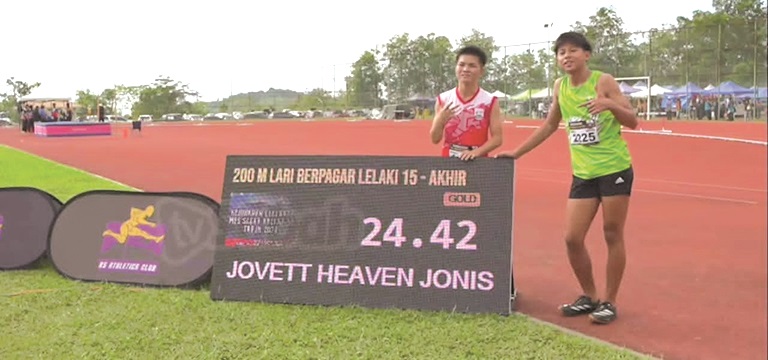 Jovett wins 200m hurdles gold 