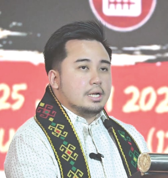 Mohd Ghazali.