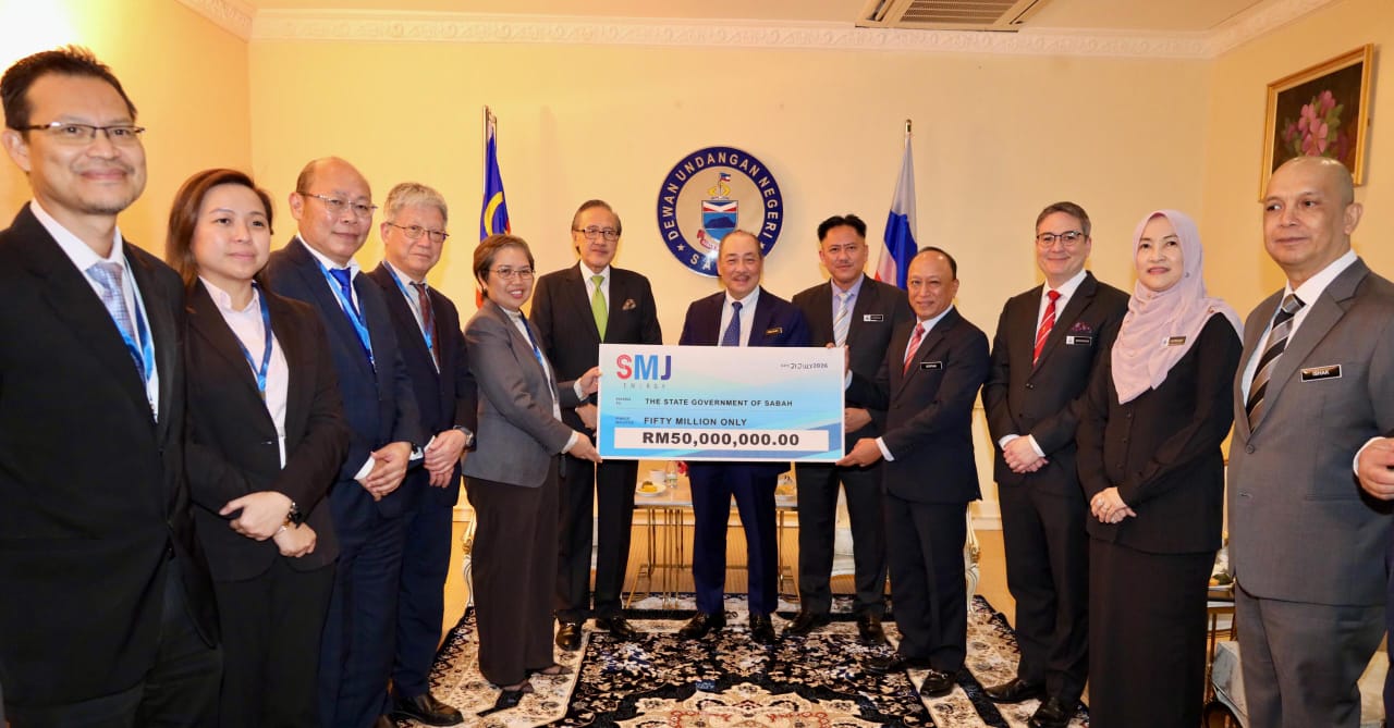 SMJ Energy hands over RM89.461 million to Sabah Government