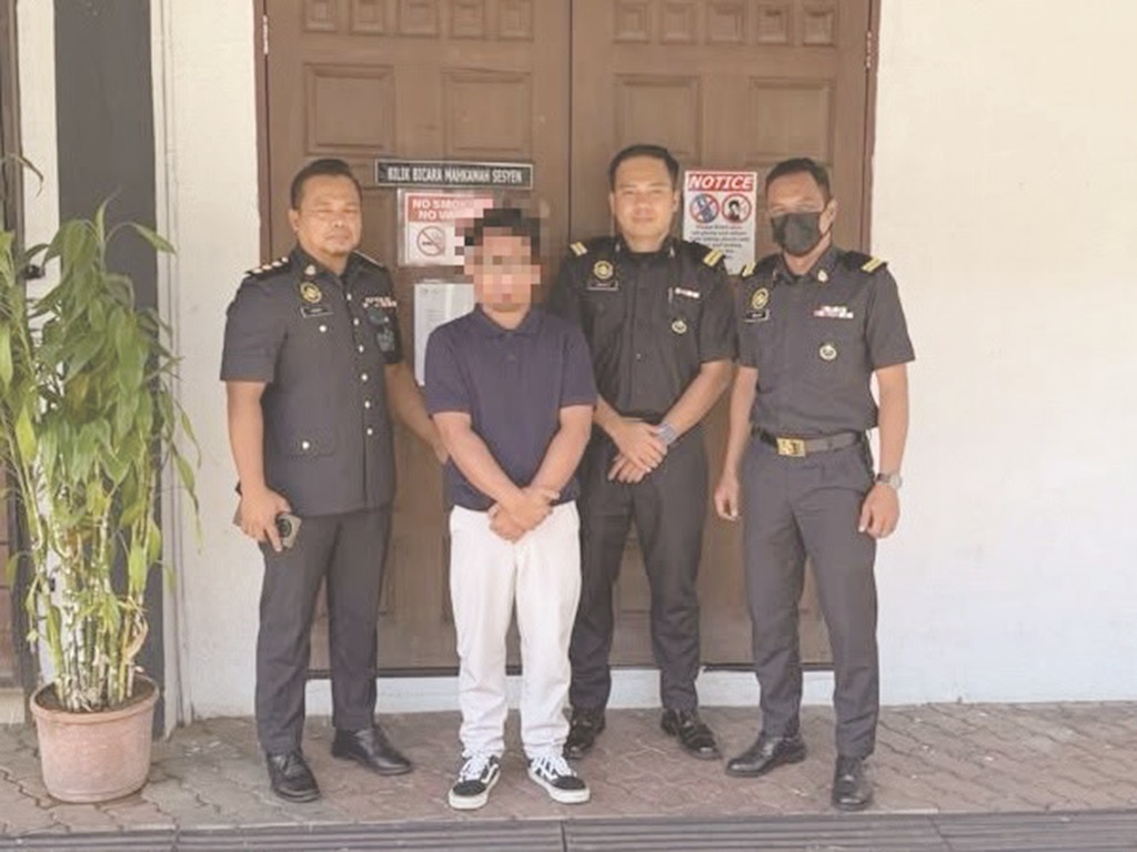 Lelaki didenda RM15,000, miliki 1,250 liter petrol tanpa permit