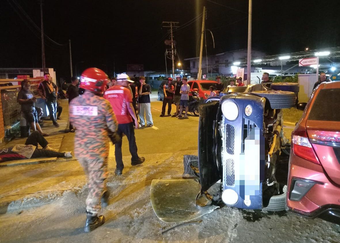Man injured in two-car collision in Putatan