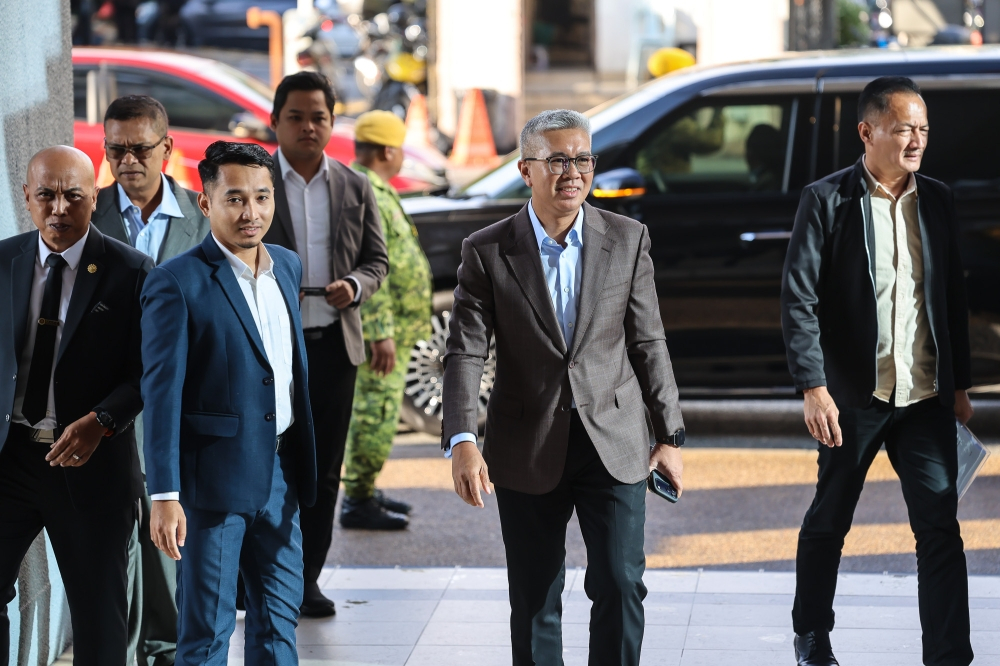 Tengku Zafrul testifies in Muhyiddin’s RM225 million Jana Wibawa corruption trial