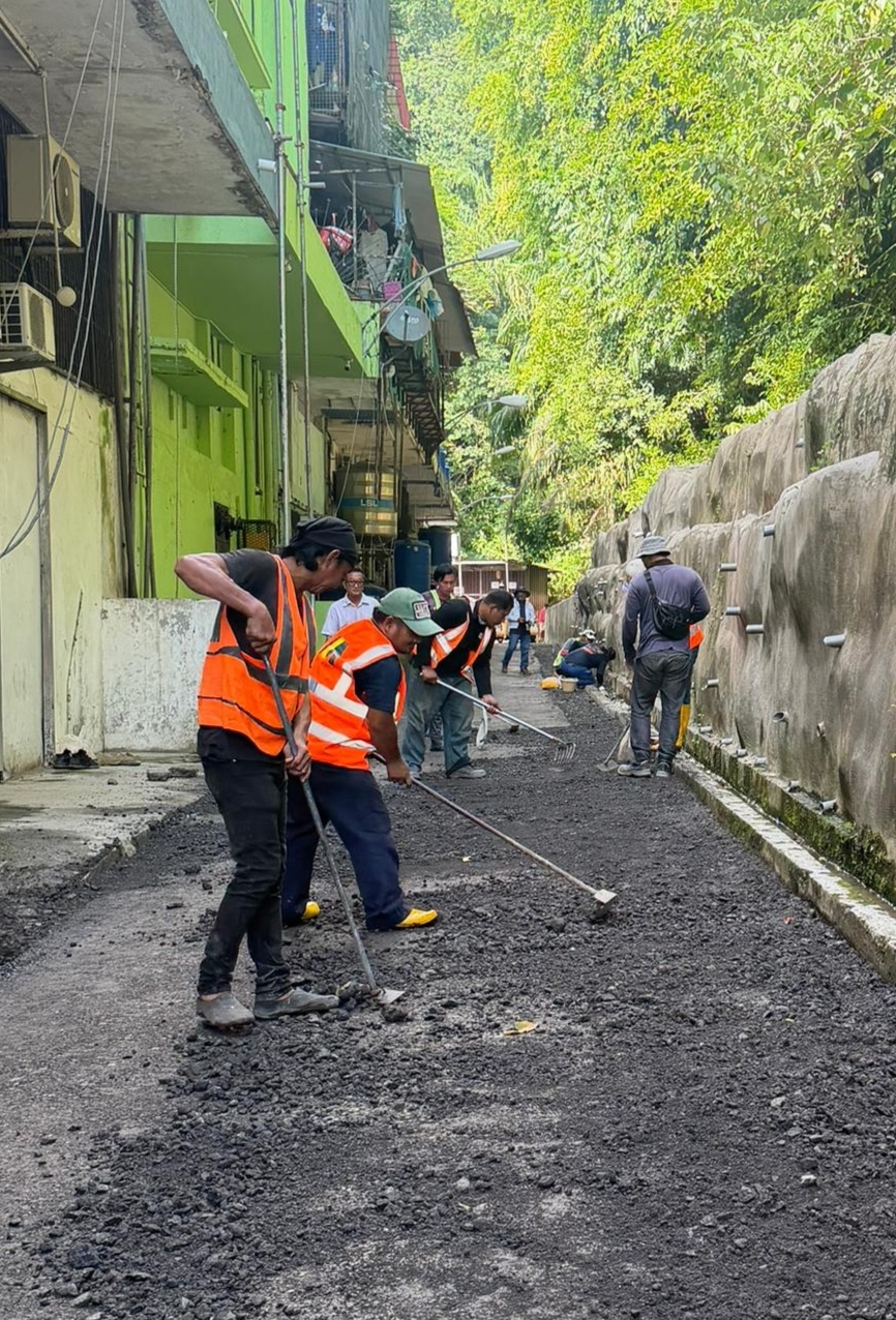 DBKK ambil tindakan susulan aduan jalan berlubang dan bahaya trafik